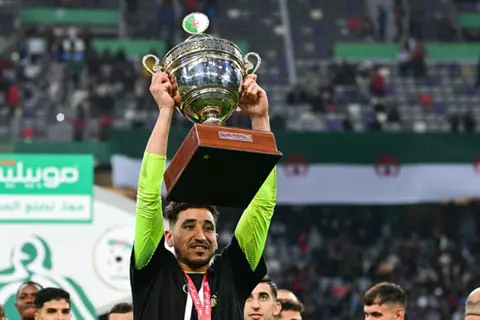  قبل صدام الزمالك.. لماذا تراجع حارس اتحاد العاصمة عن قرار اعتزاله؟